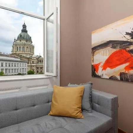 Venus - Italian Stylish